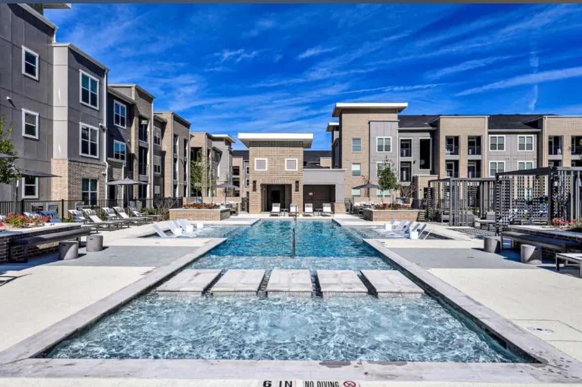 4000 Anserra Trail #B