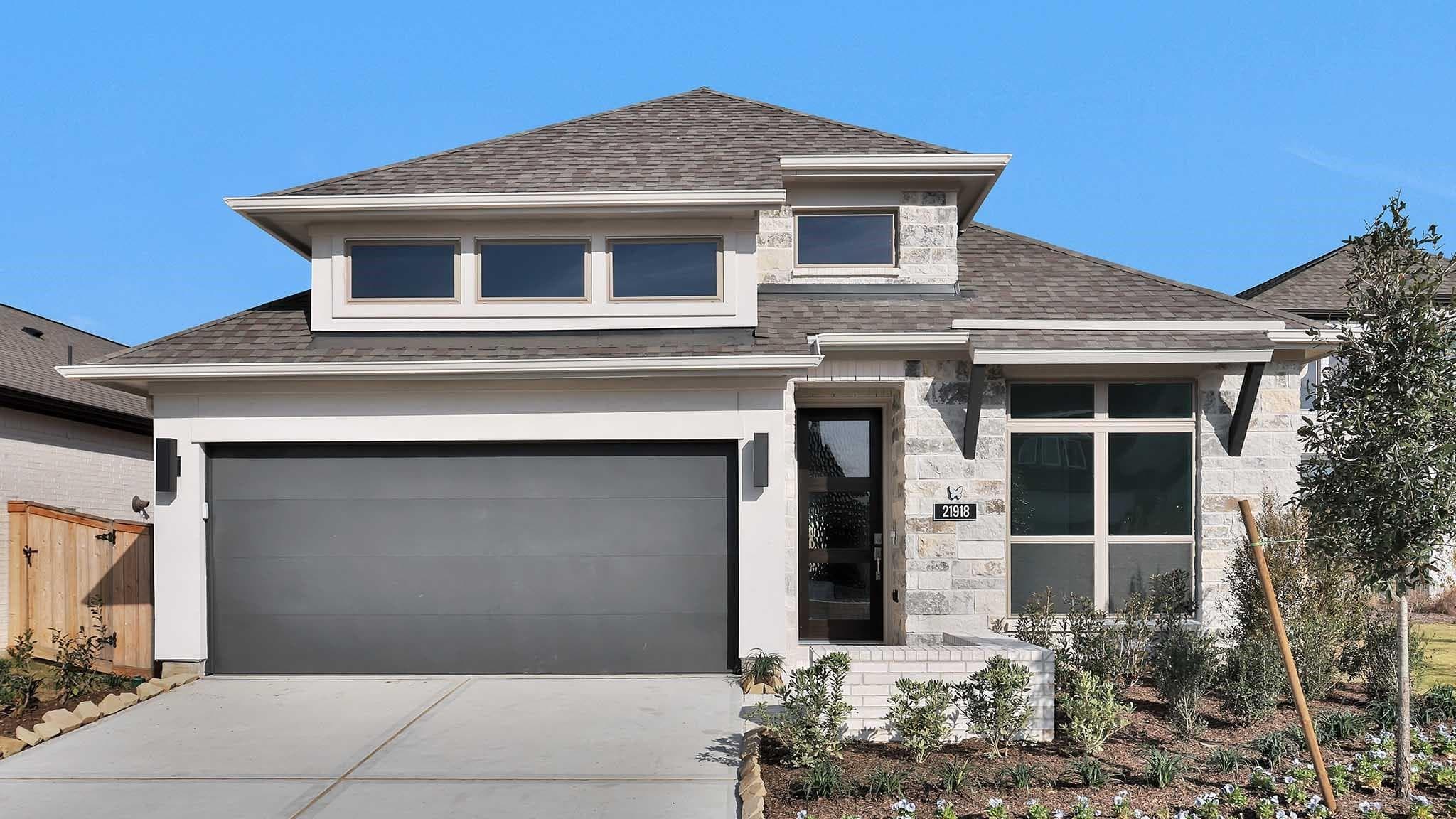 21918 Woodland Hawthorn Lane