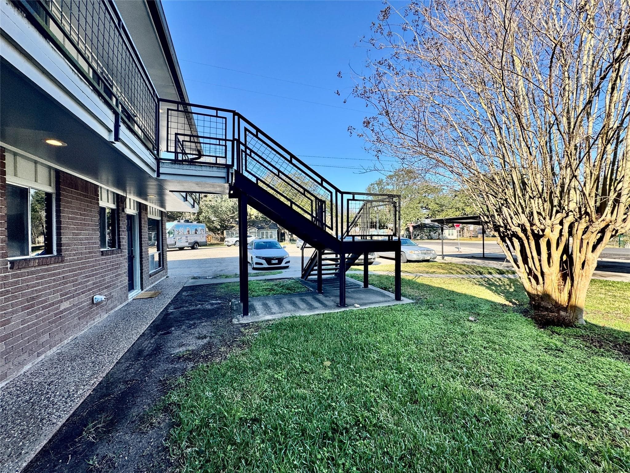 2201 North Grand Boulevard #11