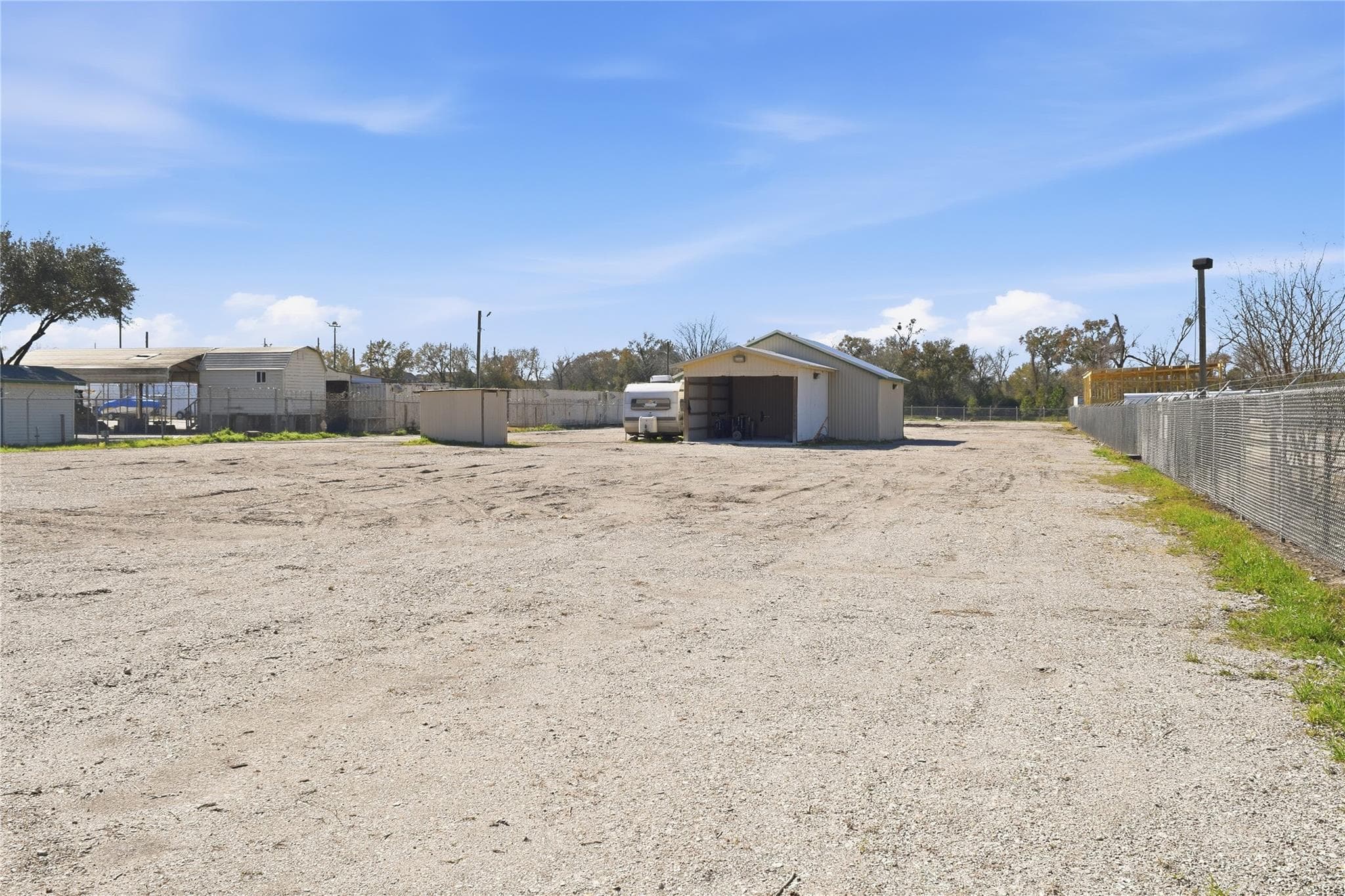 12123 West Dr