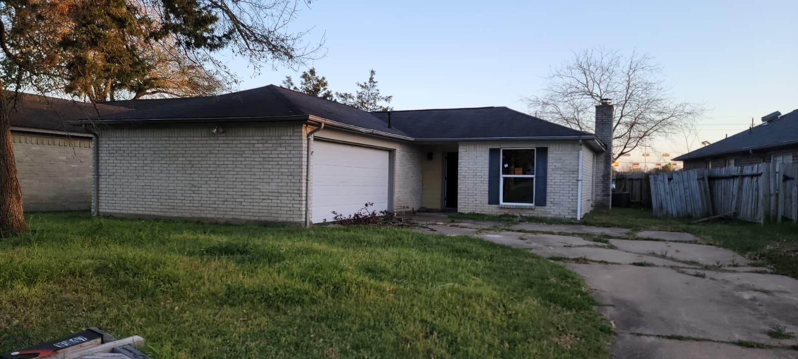 16147 Little Cypress Lane