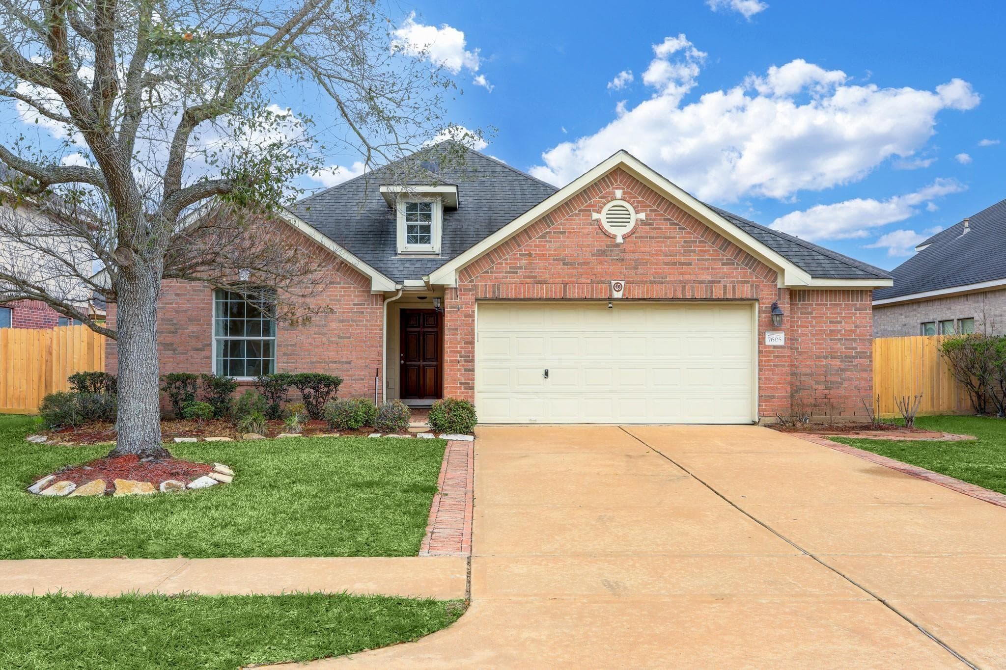 7605 Waterlilly Lane