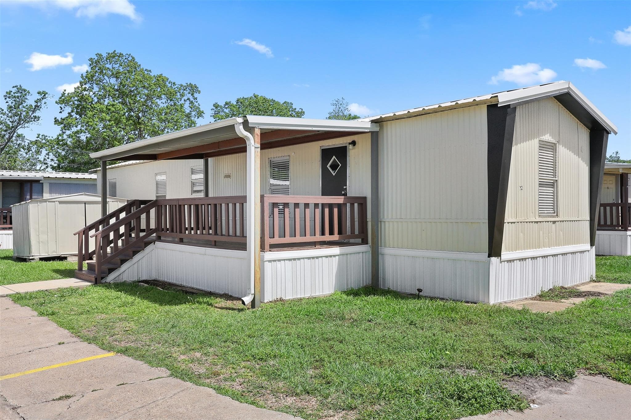 2222 N Austin Avenue #32