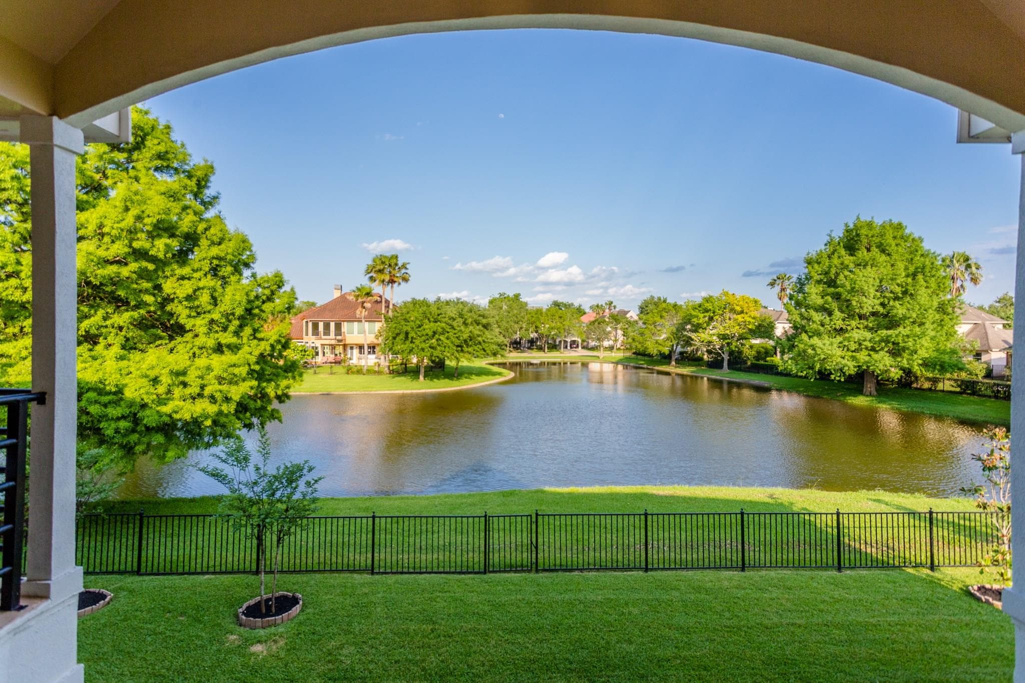 14 Lake Mist Court