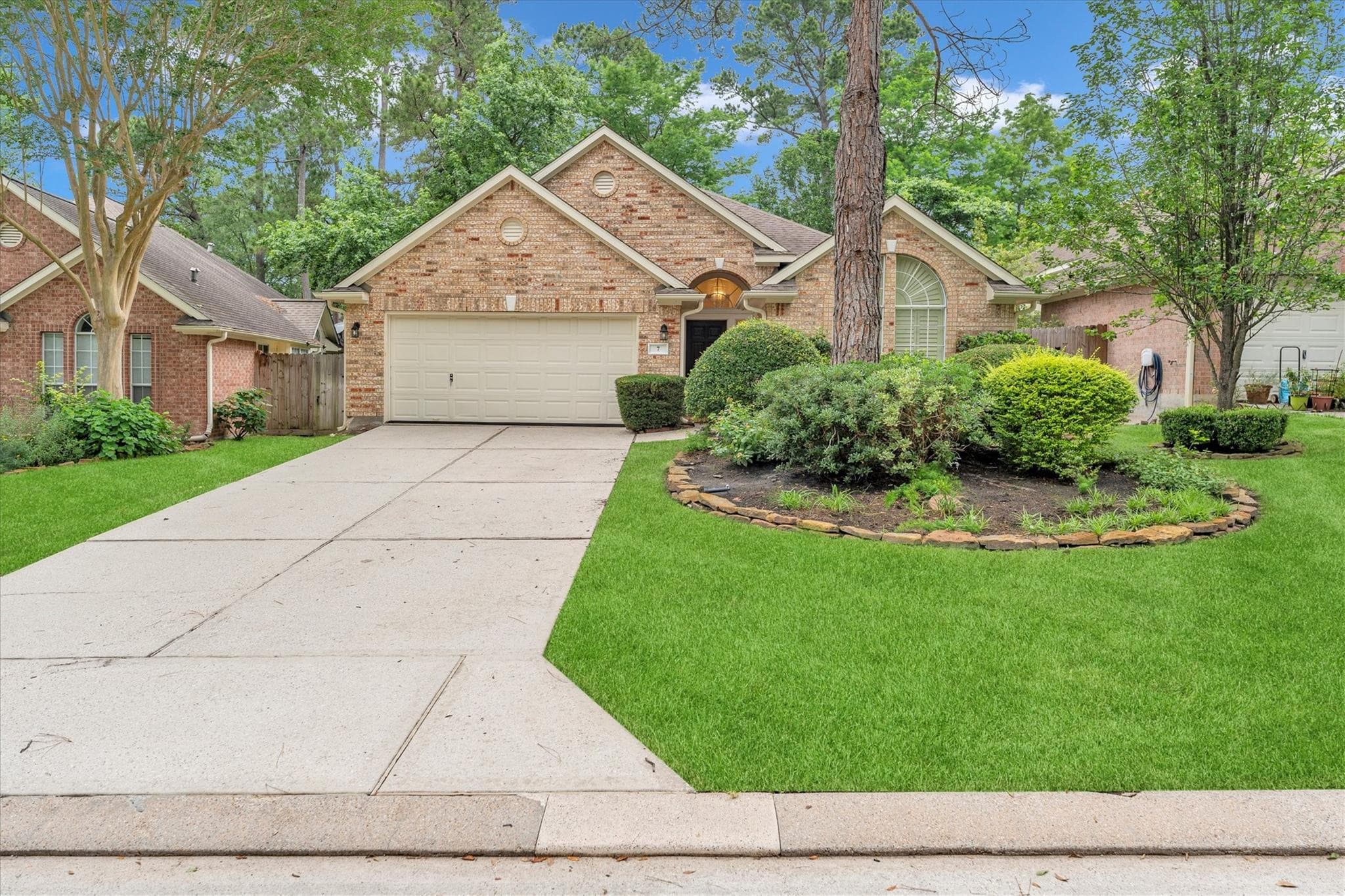 7 Currymead Place