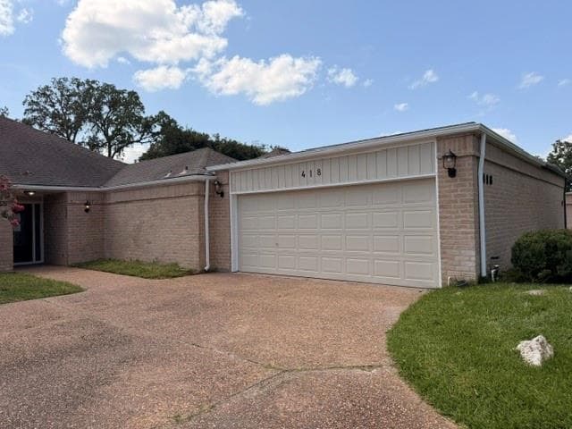 418 Fox Briar Lane