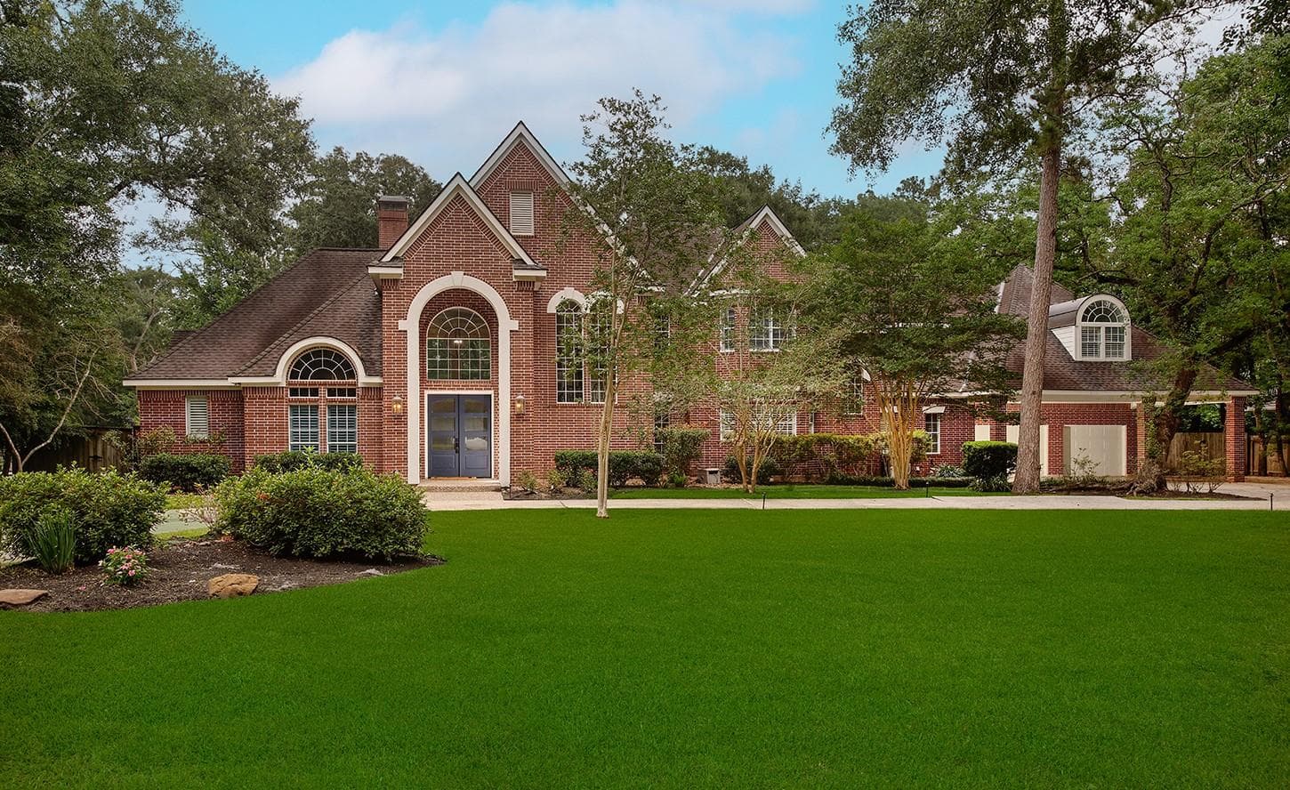 25 Red Sable Point