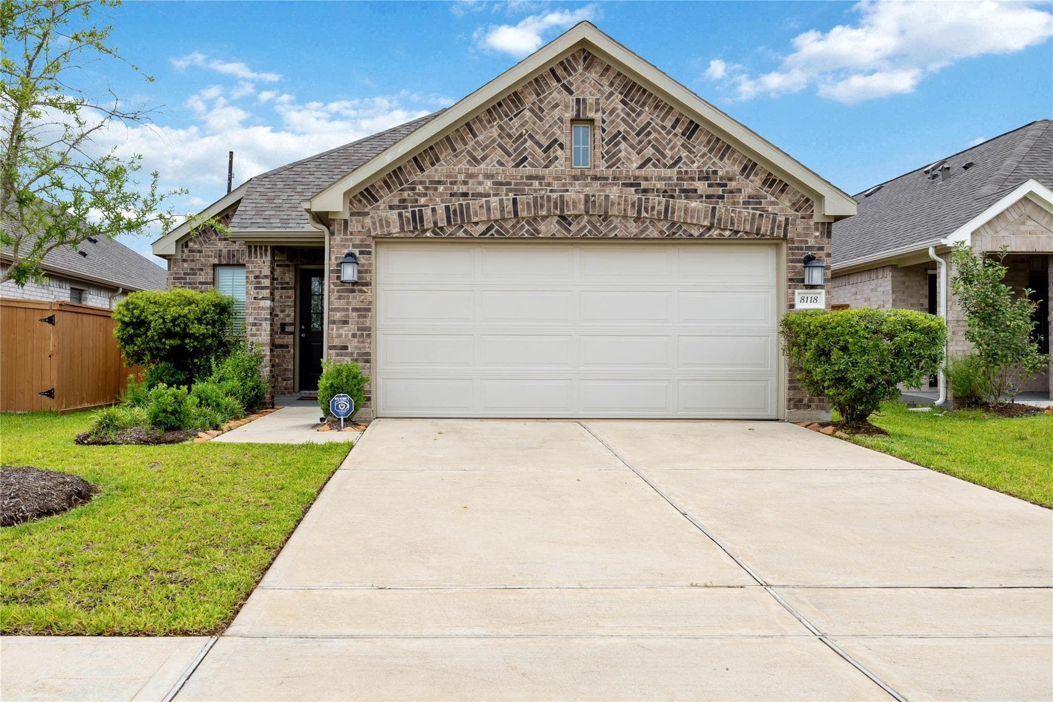 8118 Royal Breeze Drive