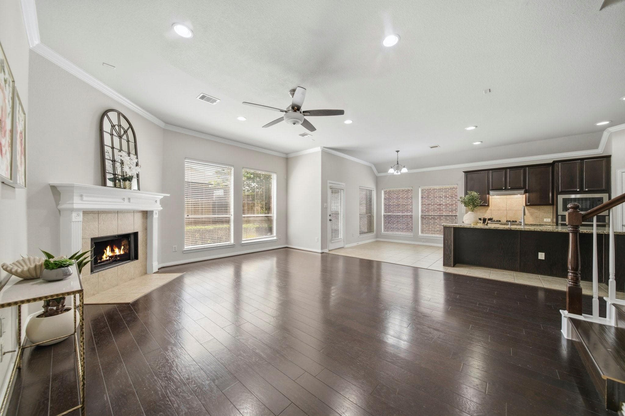 2206 Ascot Lane