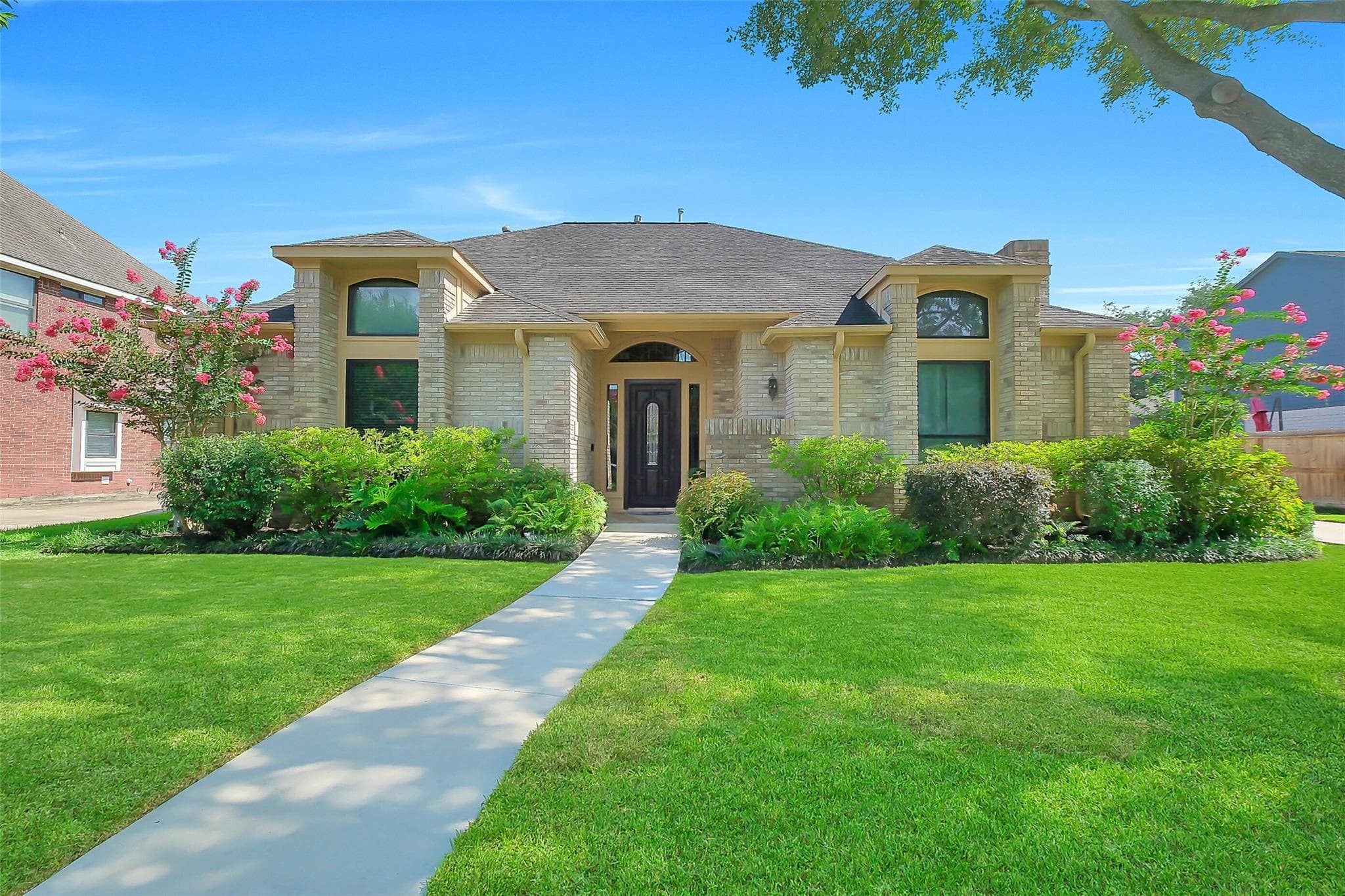 910 Millpond Drive