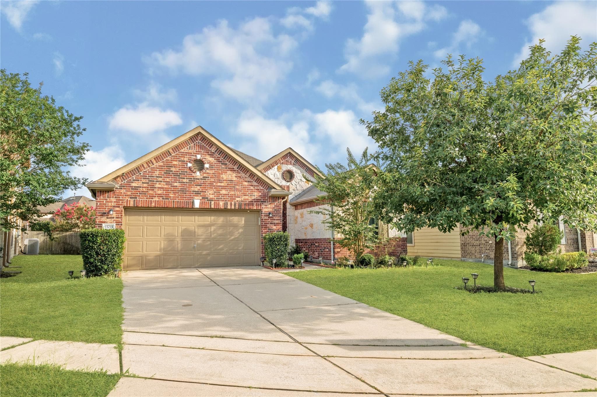 15215 Sunlight Bay Court