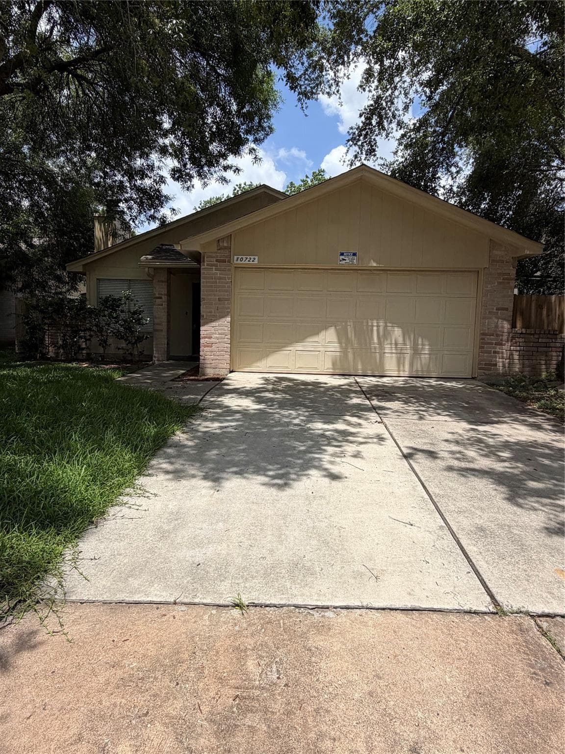 10722 Highland Woods Drive