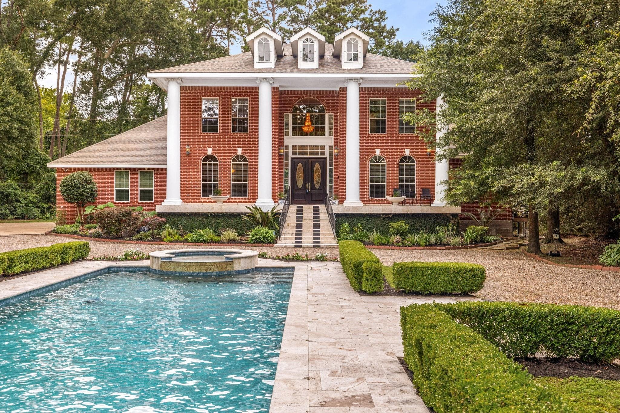 13107 Mansion Court
