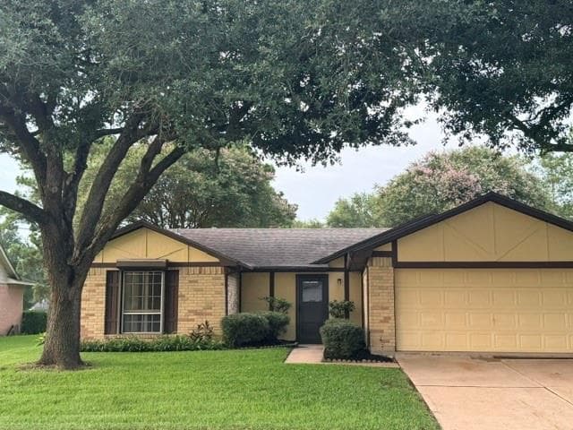 3307 S Peach Hollow Circle