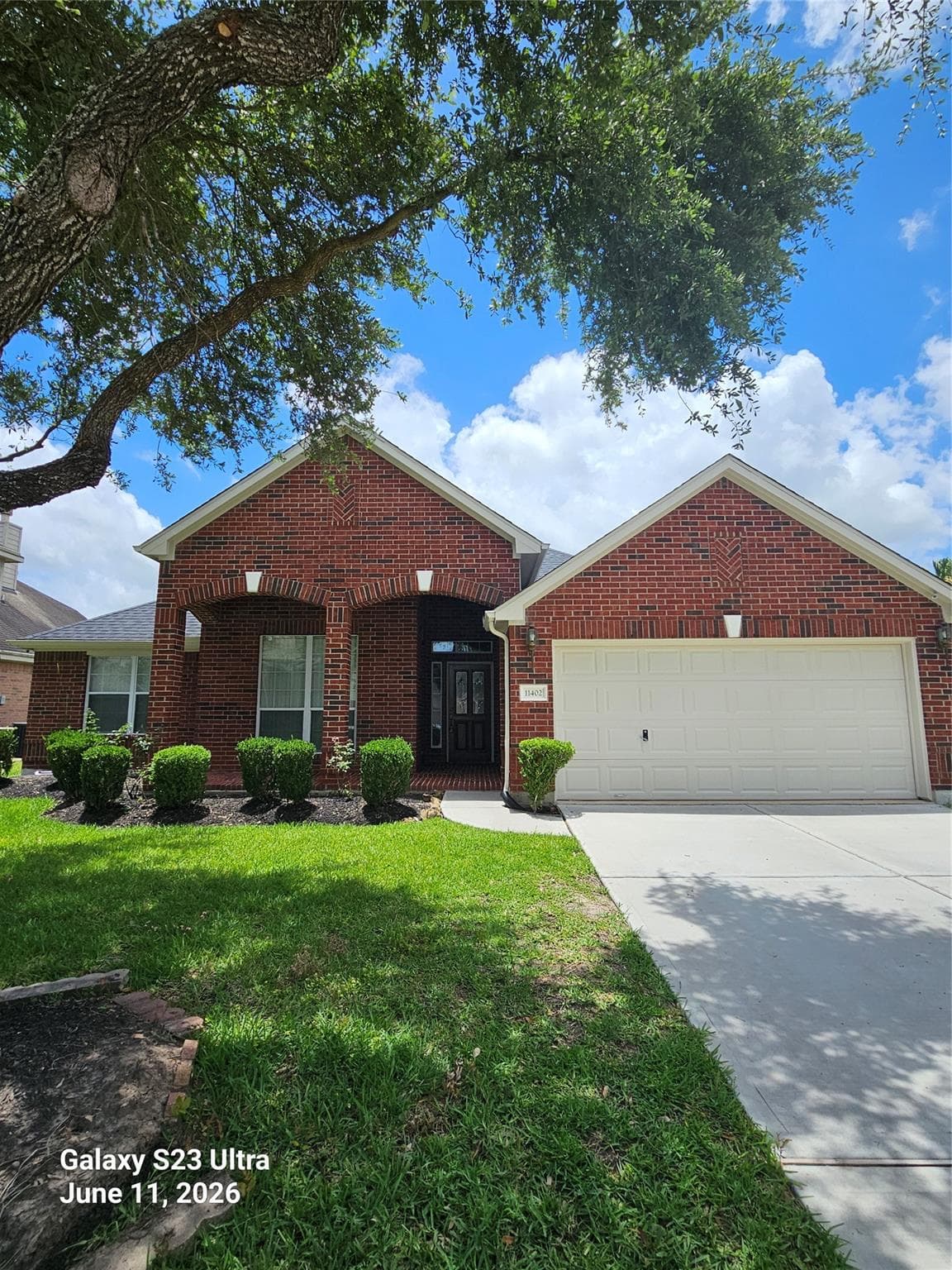 11402 Softbreeze Court