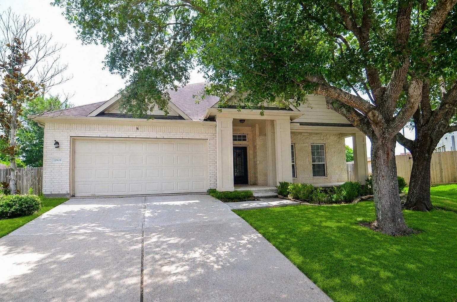 11901 Auburn Trail Ln