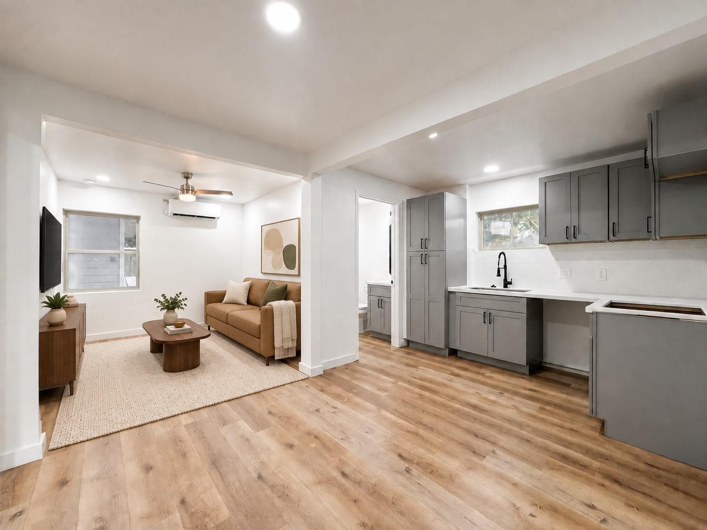 2223 San Antonio