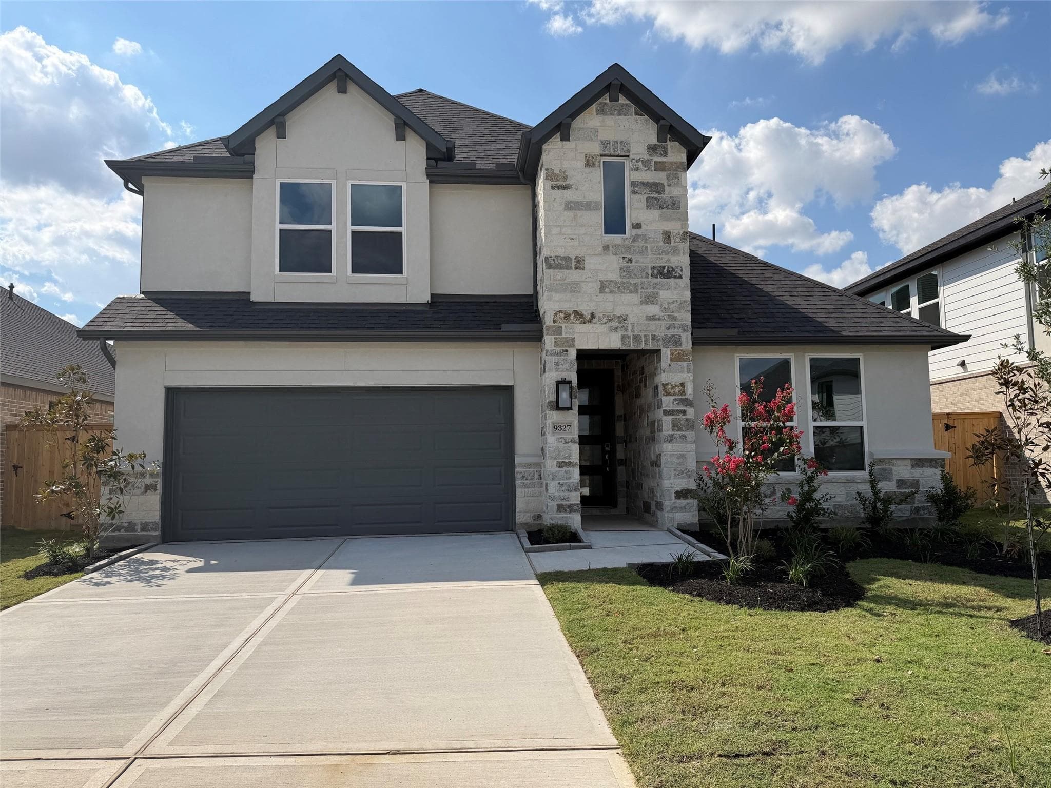 9327 Pentland Valley Lane