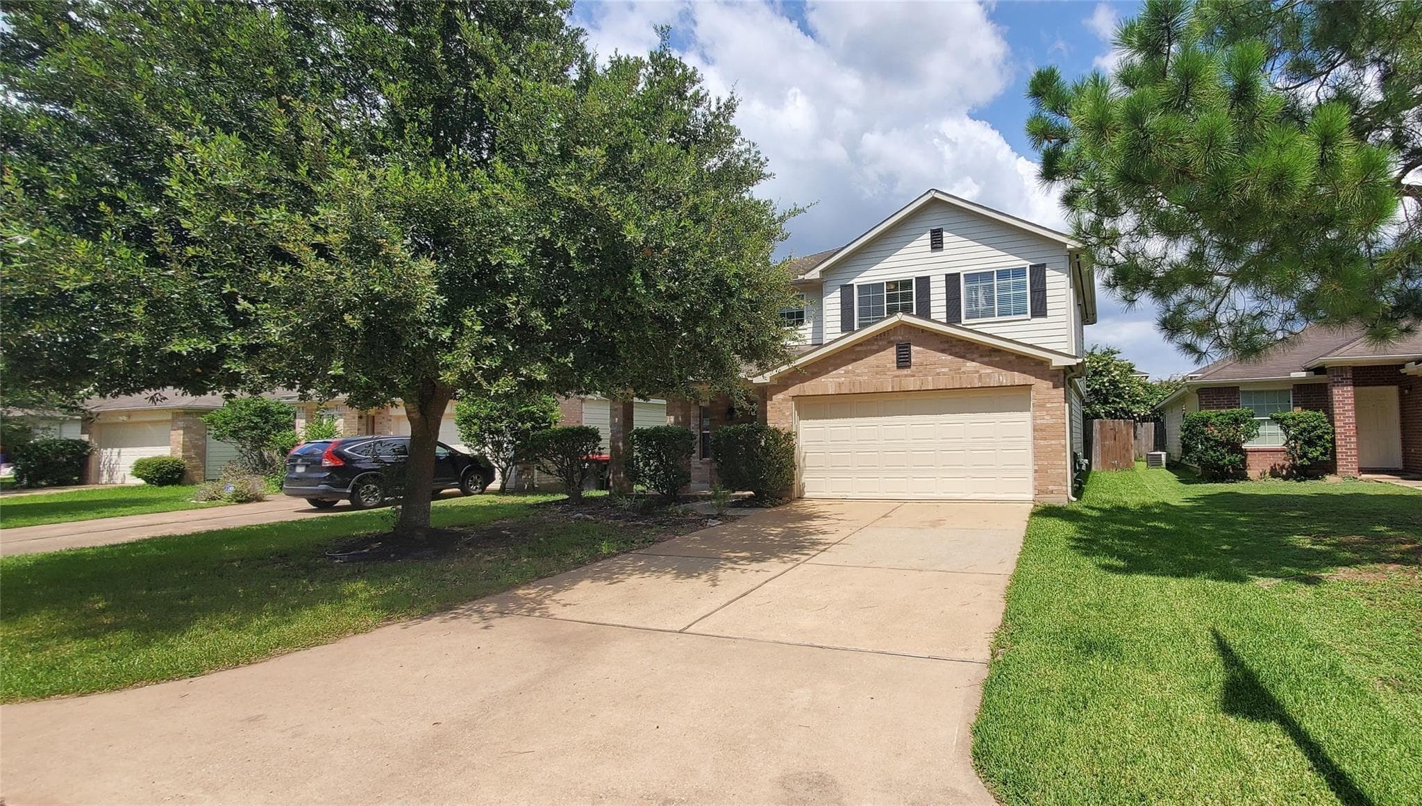 7518 Drifting Willow Court