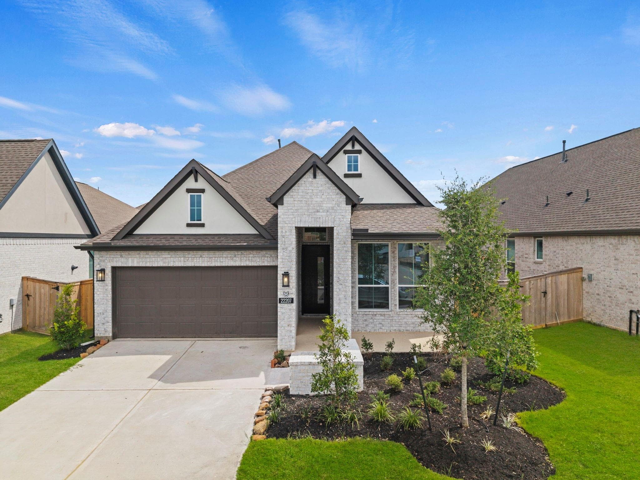22207 Hercules Club Lane