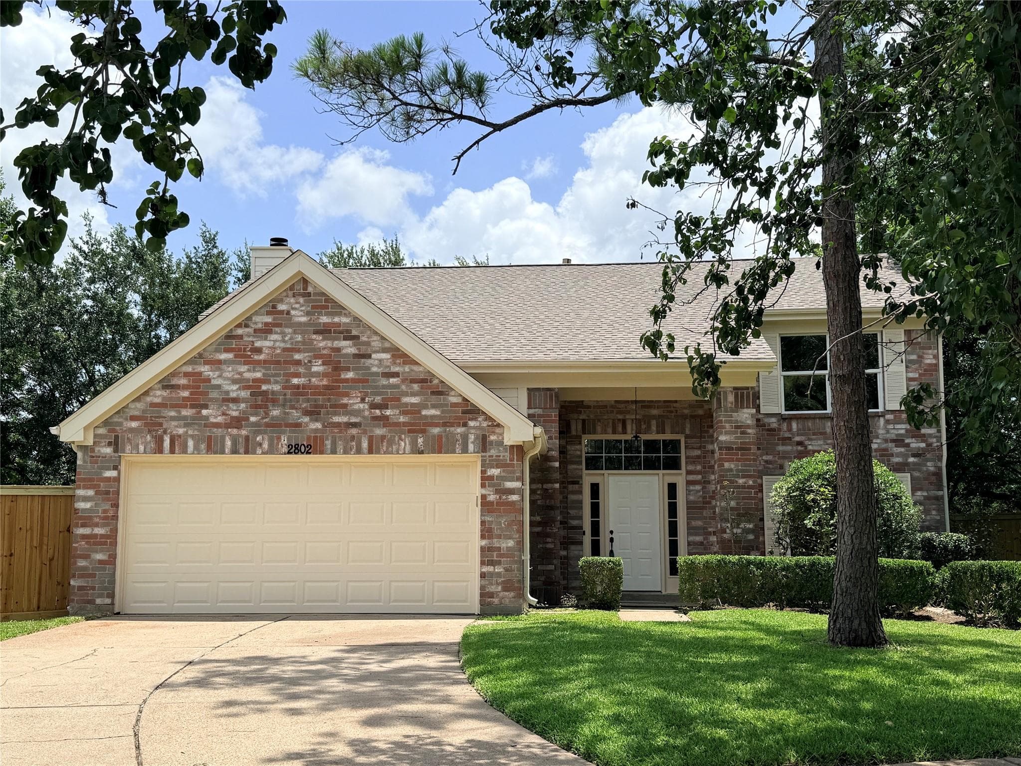 2802 Sunshine Circle