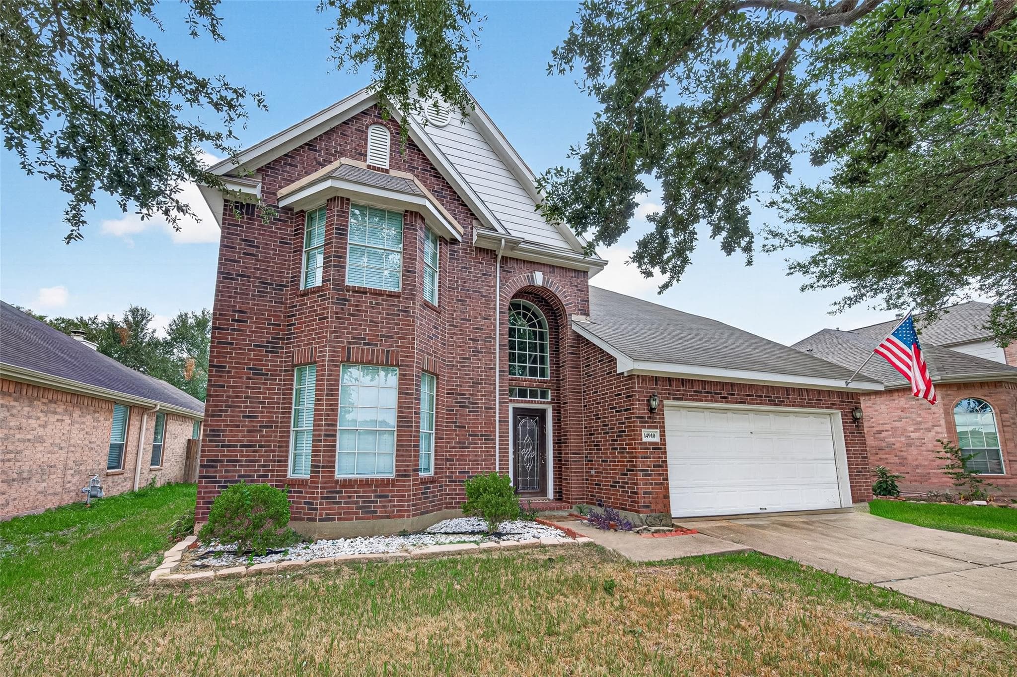 14910 White Forge Ln