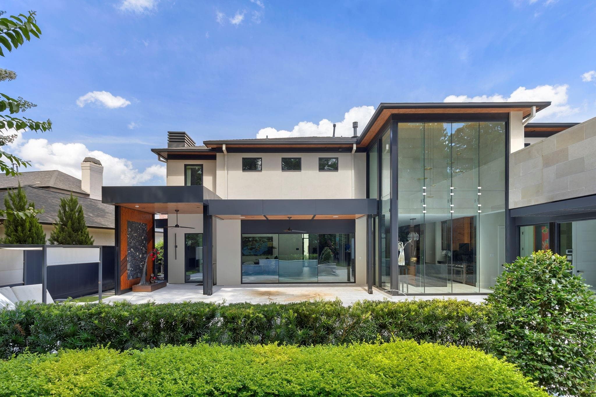 15 Regent Square