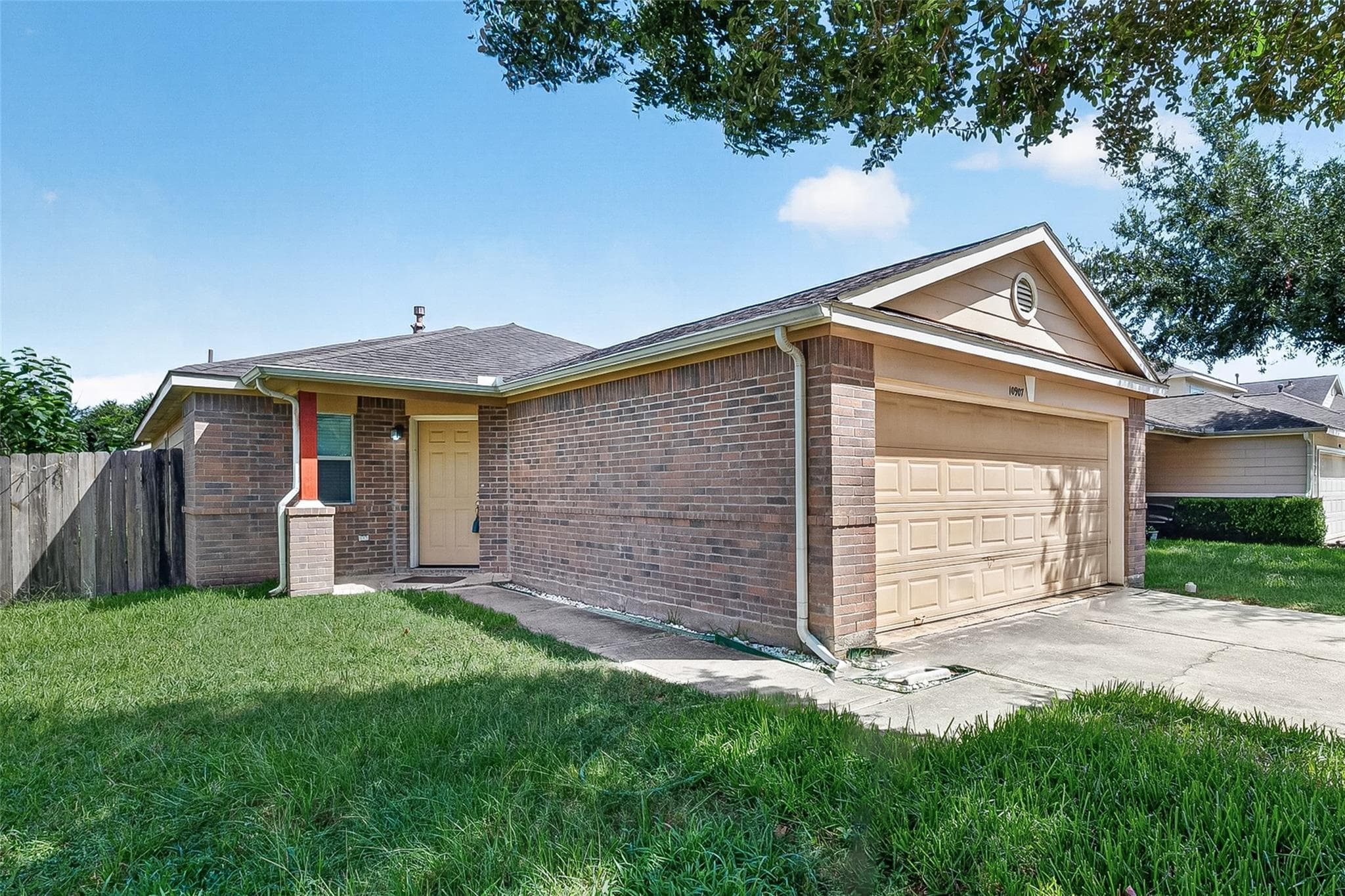 10907 Barker Gate Court