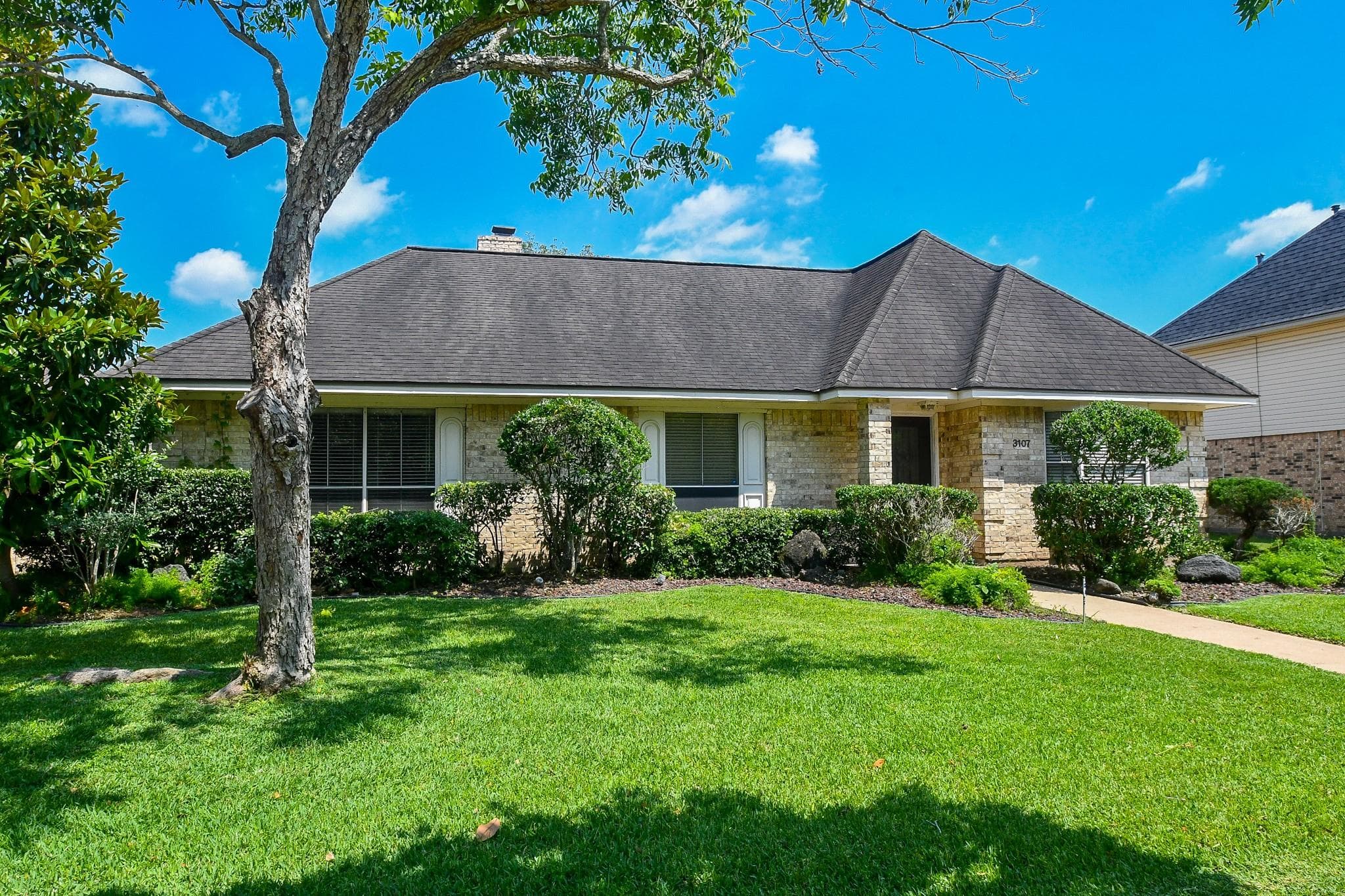 3107 Barnhill