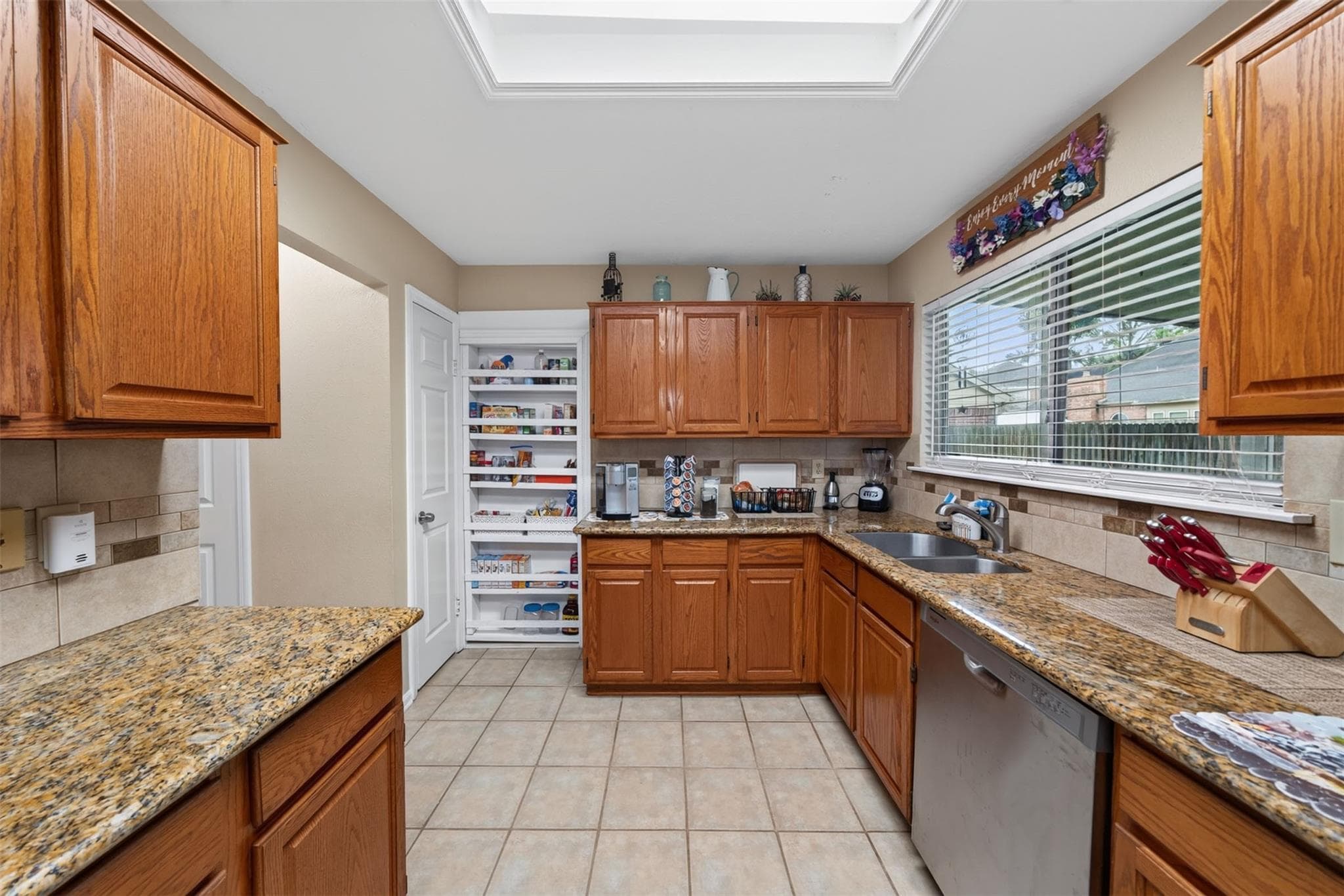 15127 Hillside Park Way