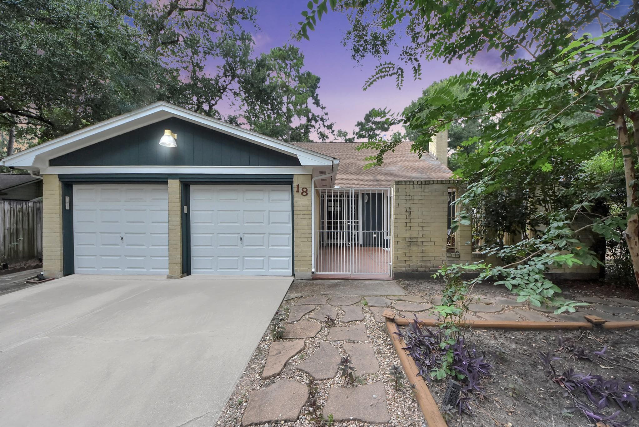 18 N Deerfoot Circle