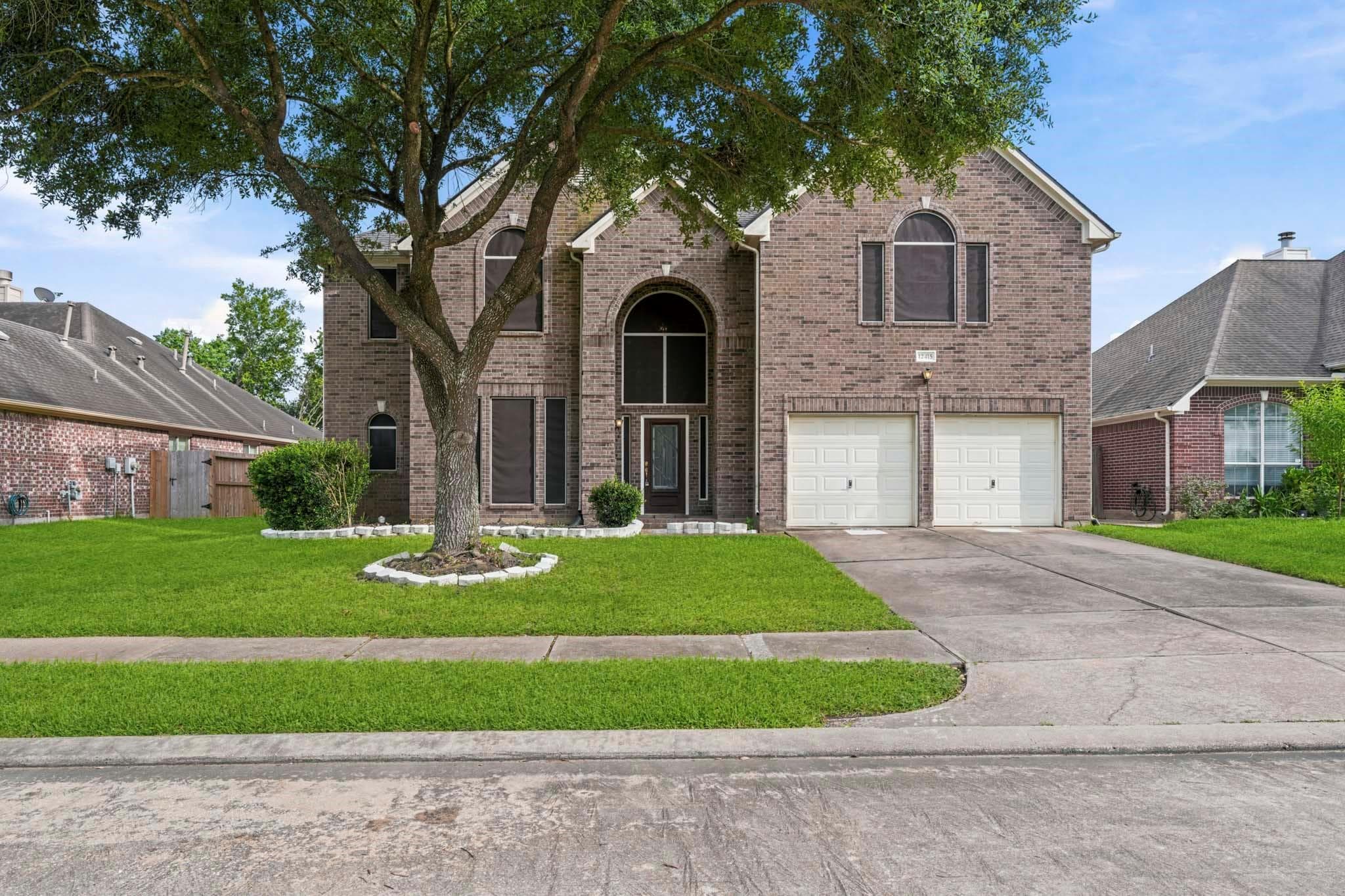 12415 Maily Meadowlane