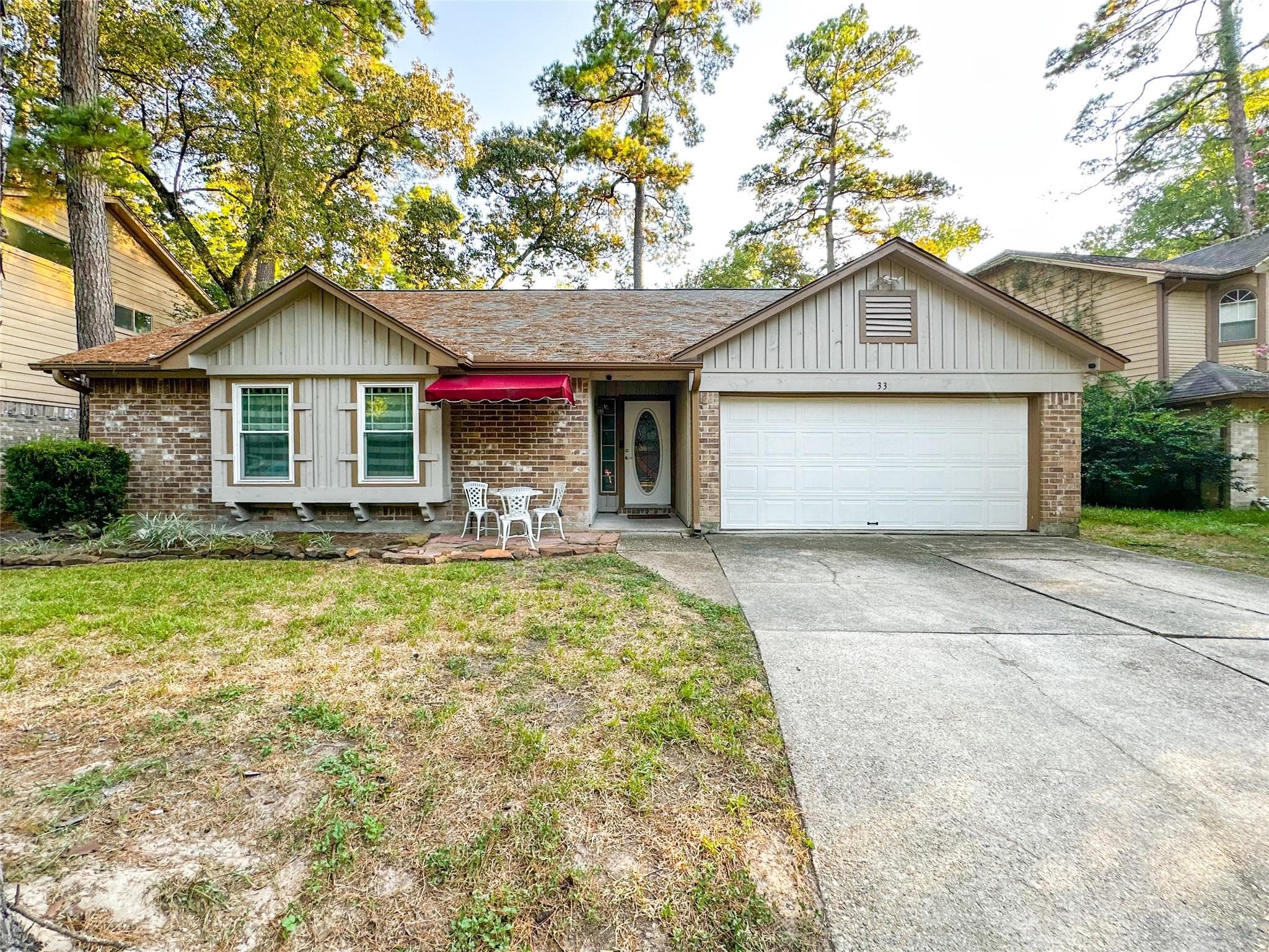33 N Rain Forest Court