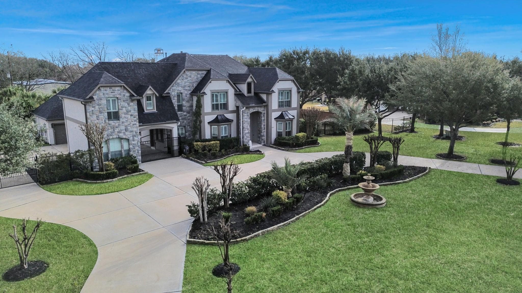 2211 Braer Ridge Drive