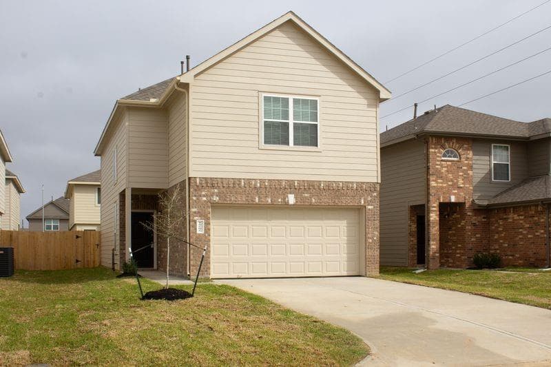 18606 Tarlo River Trail