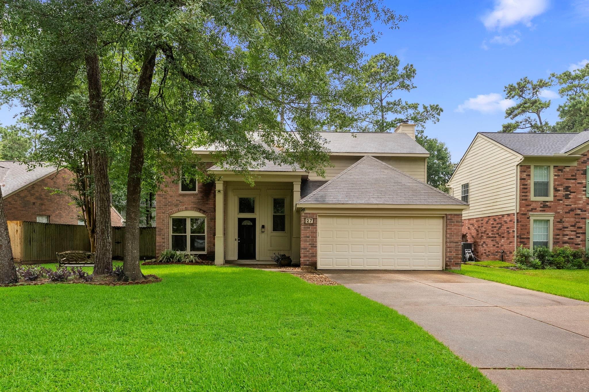 27 W Stony Bridge Court