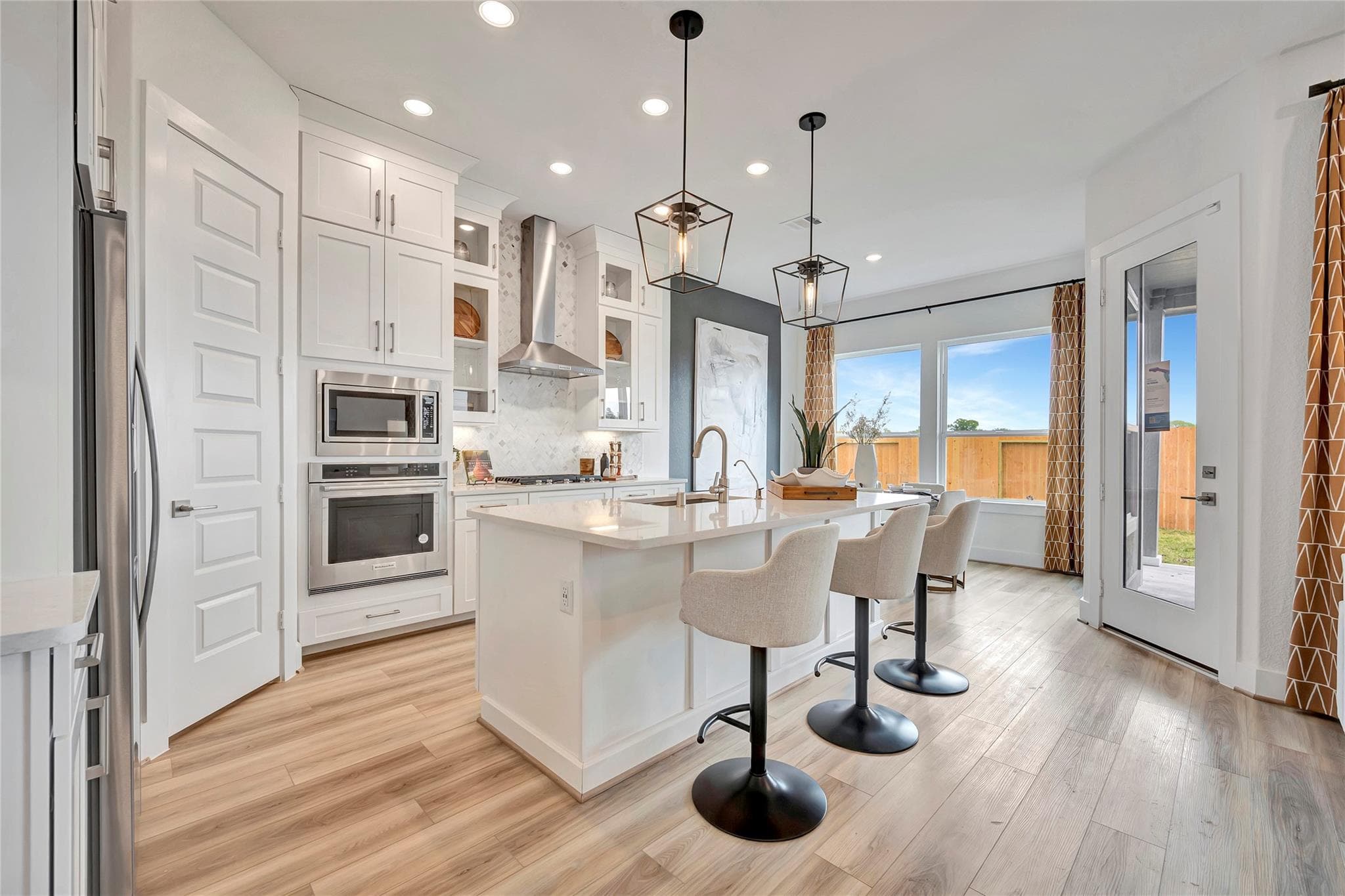 22651 Rice Flower Way