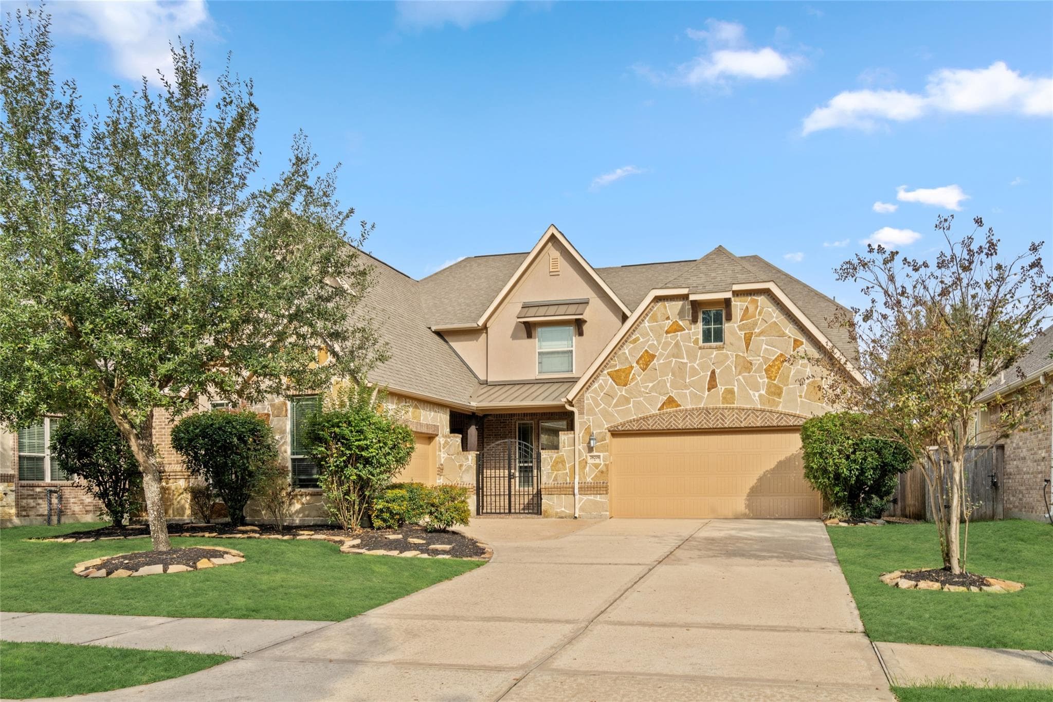 28206 Green Forest Bluff Trail