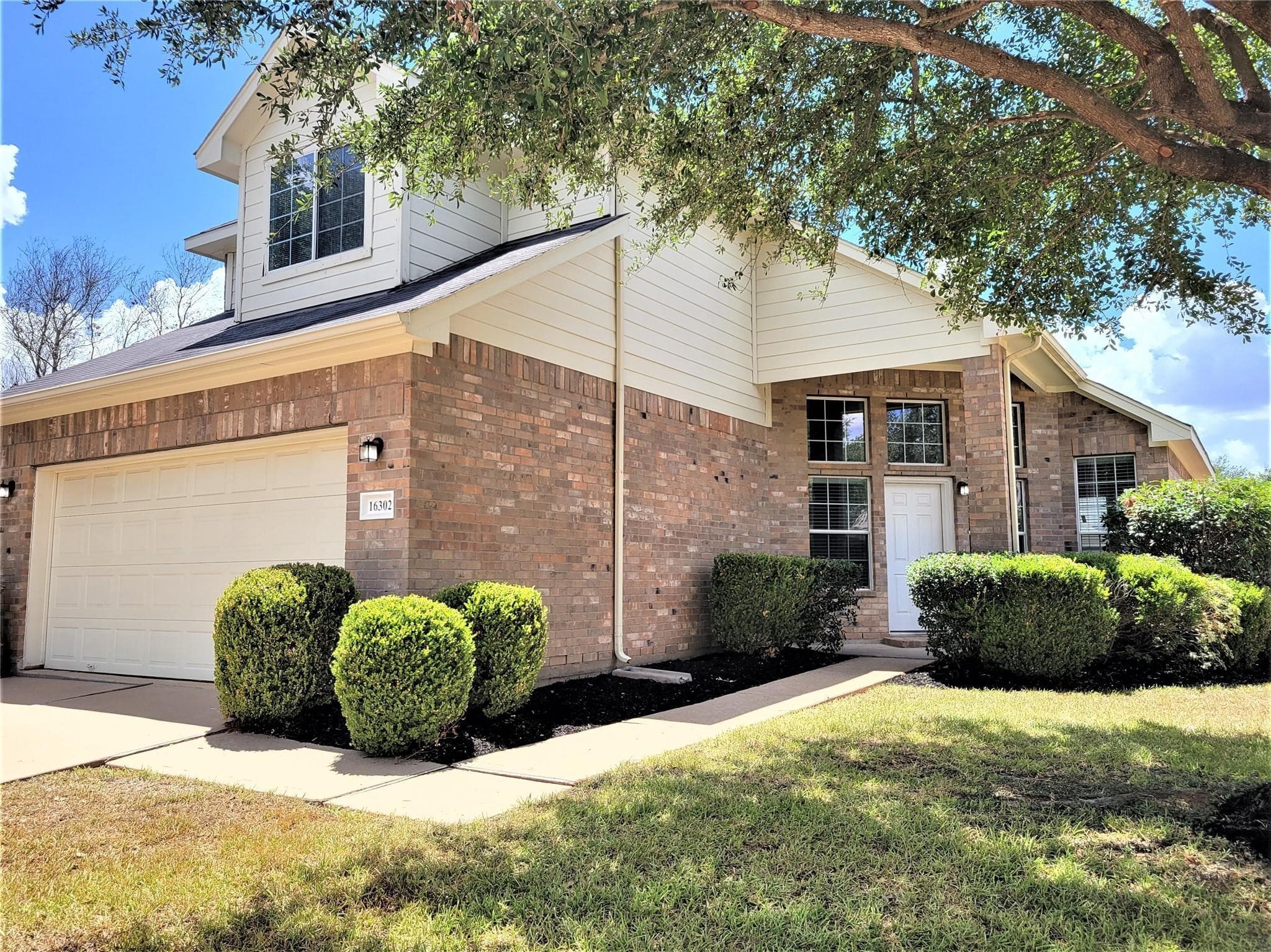 16302 Sitella Court