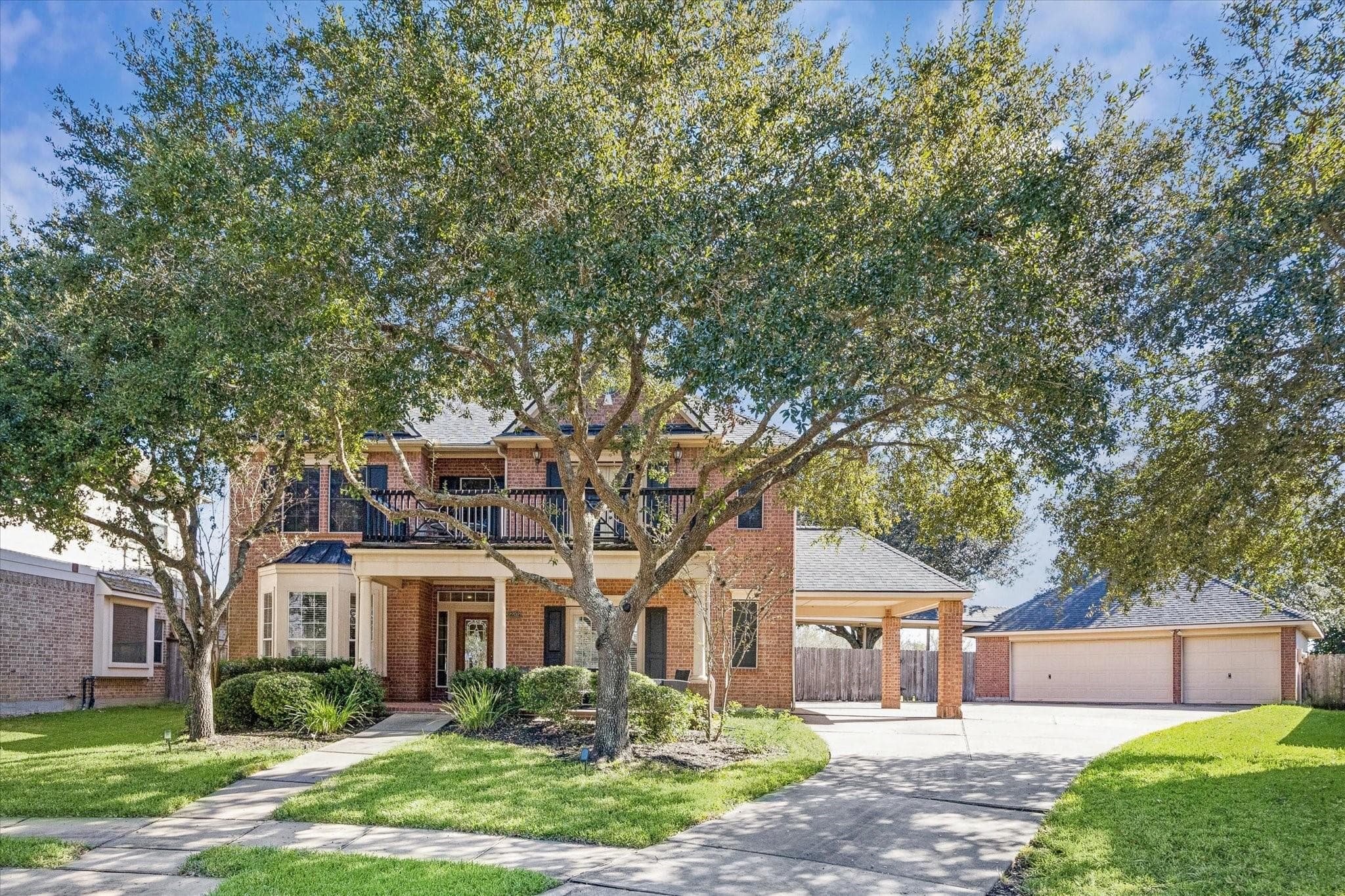 2202 Summer Wind Drive