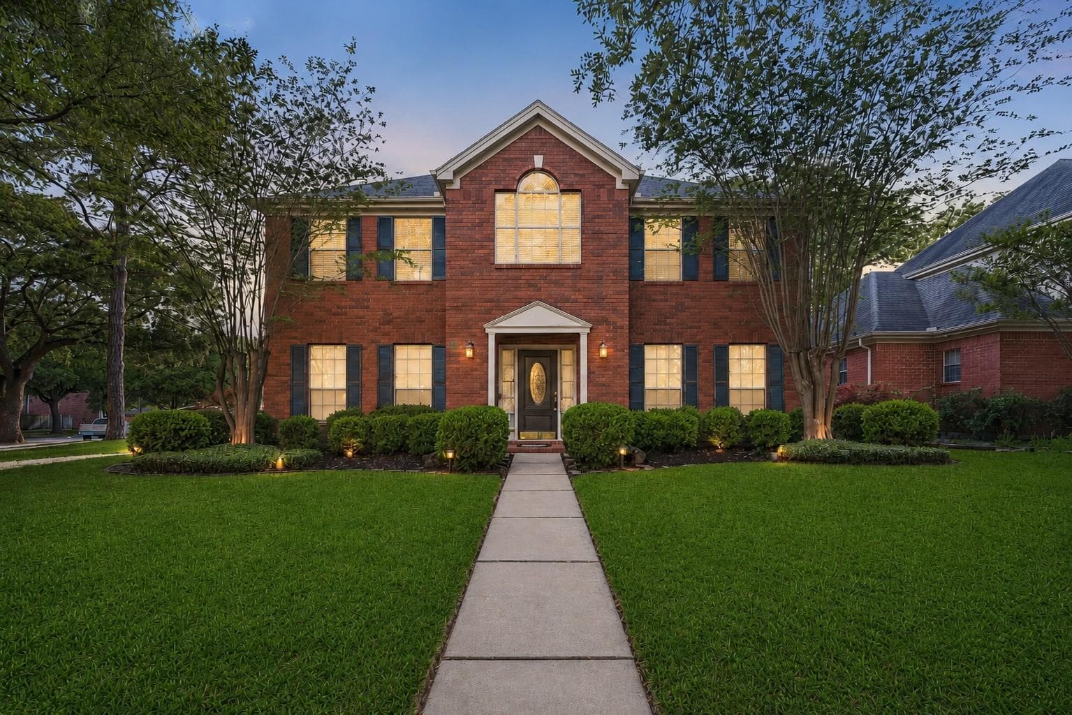 1422 N Yegua River Circle
