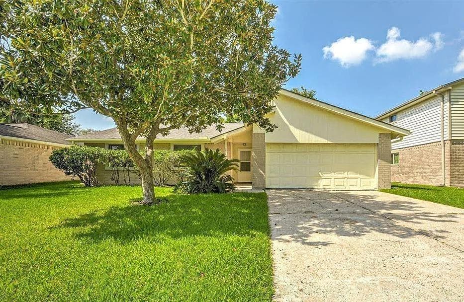 16818 Dutch Ridge Drive