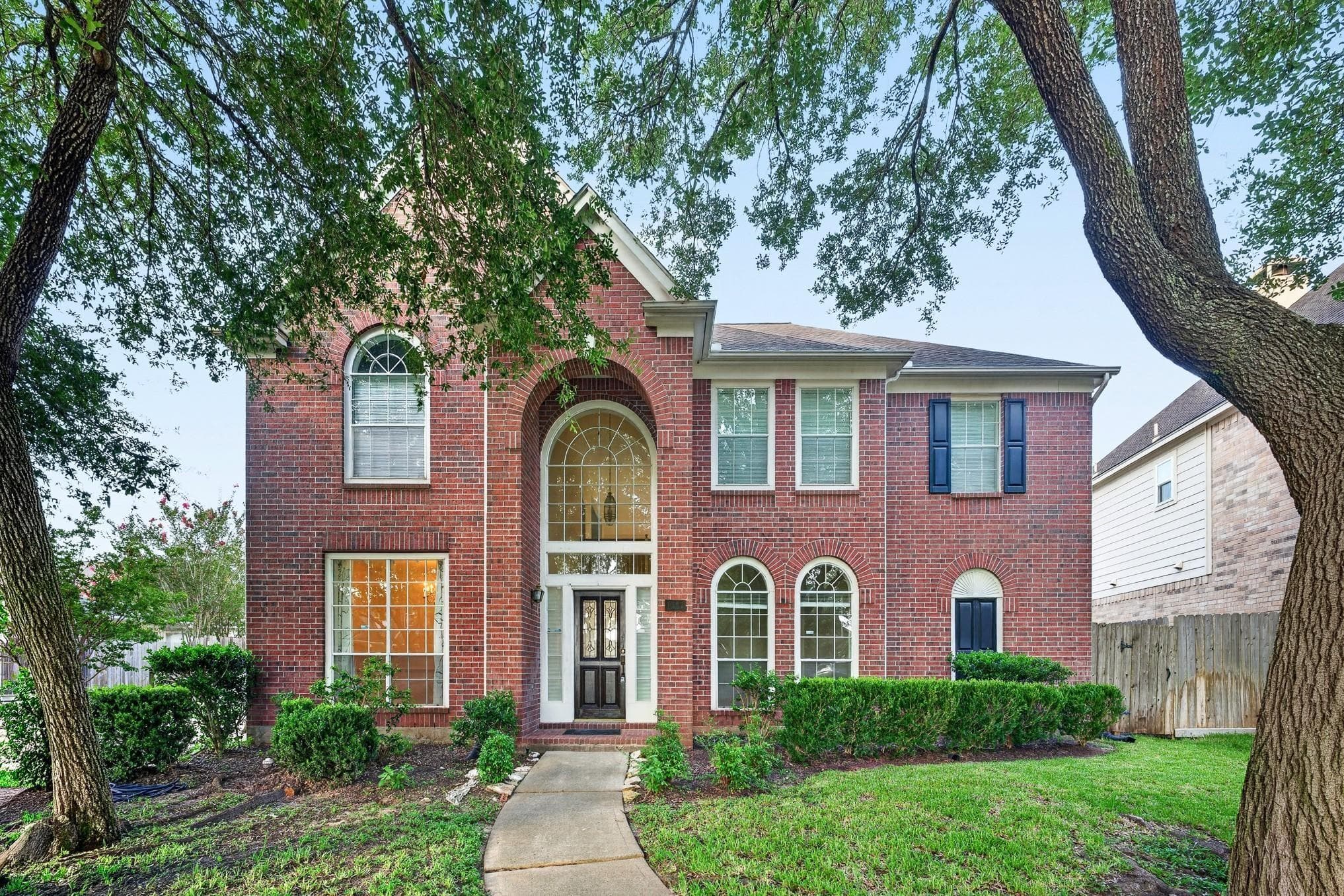 1727 Emma Cove Court
