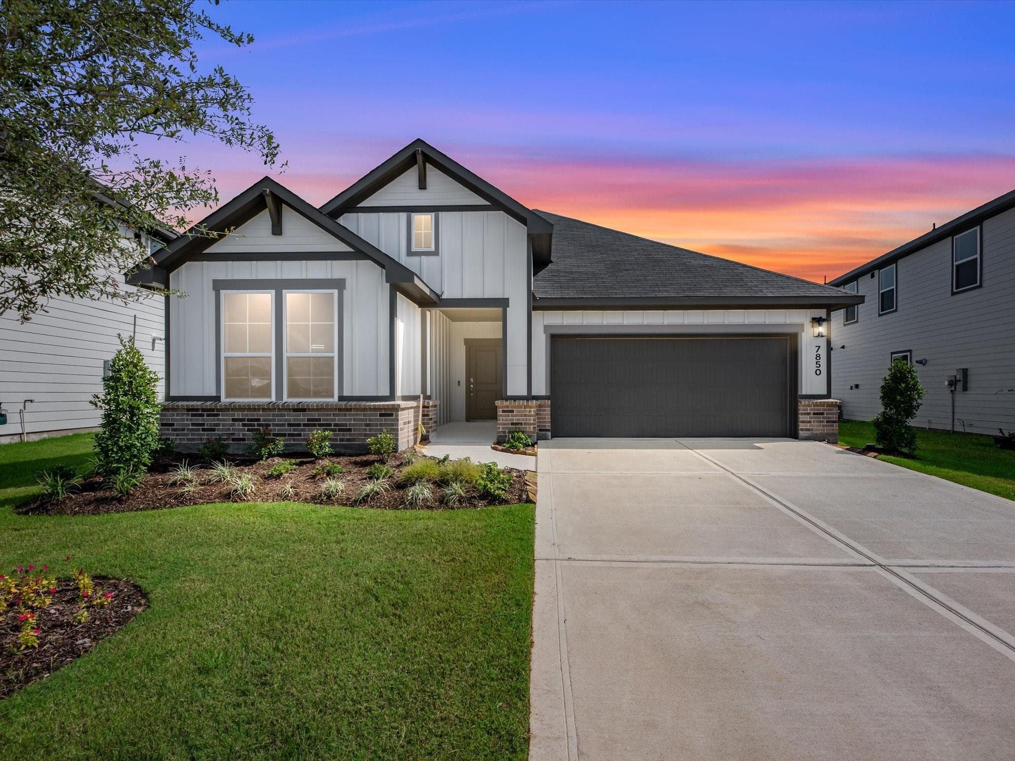 7850 Shimmering Star Lane