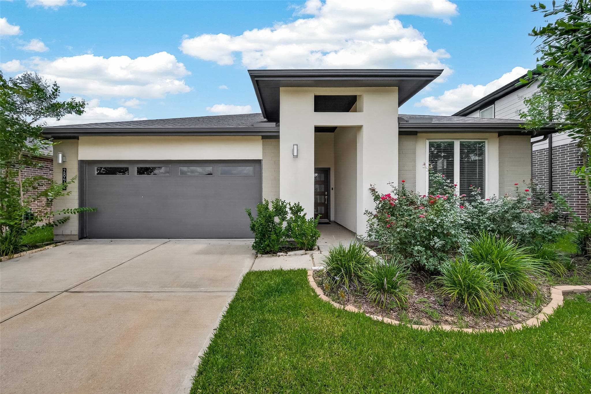 28419 Hazel Trail