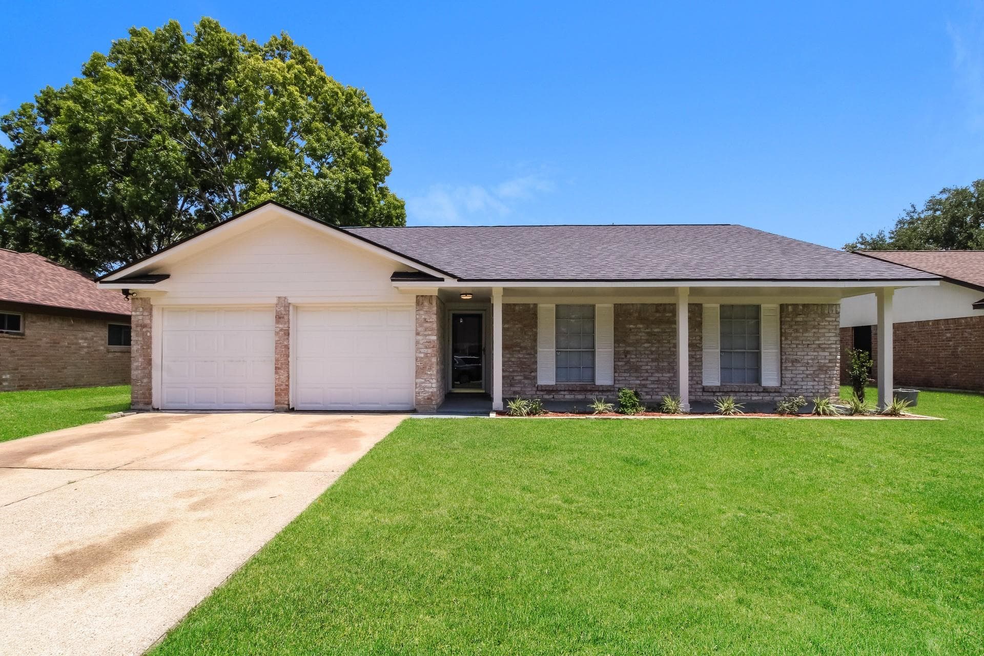 1611 Pecan Hollow Street
