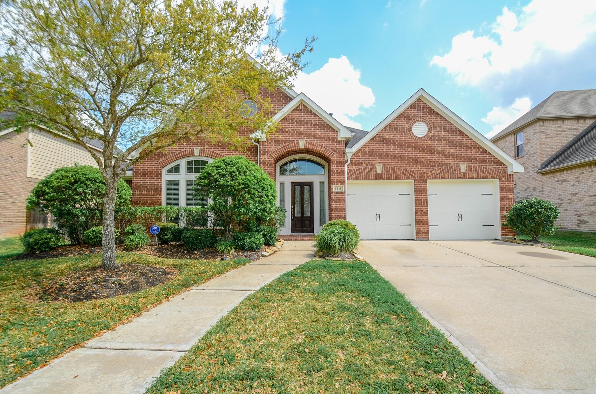 5611 Plum Point Court