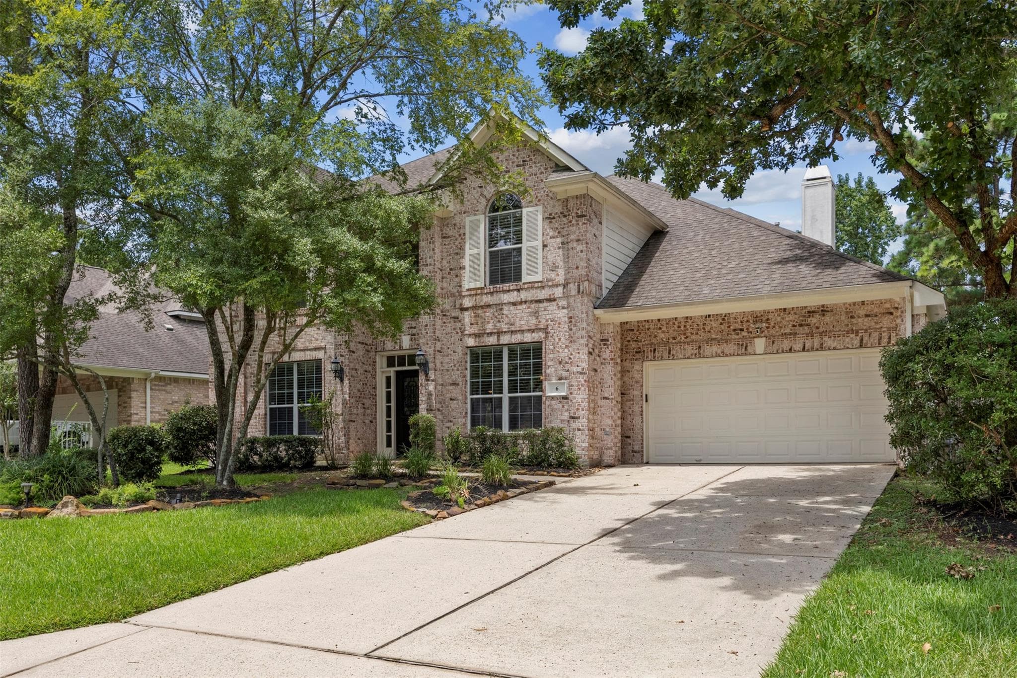 6 Villa Canyon Place