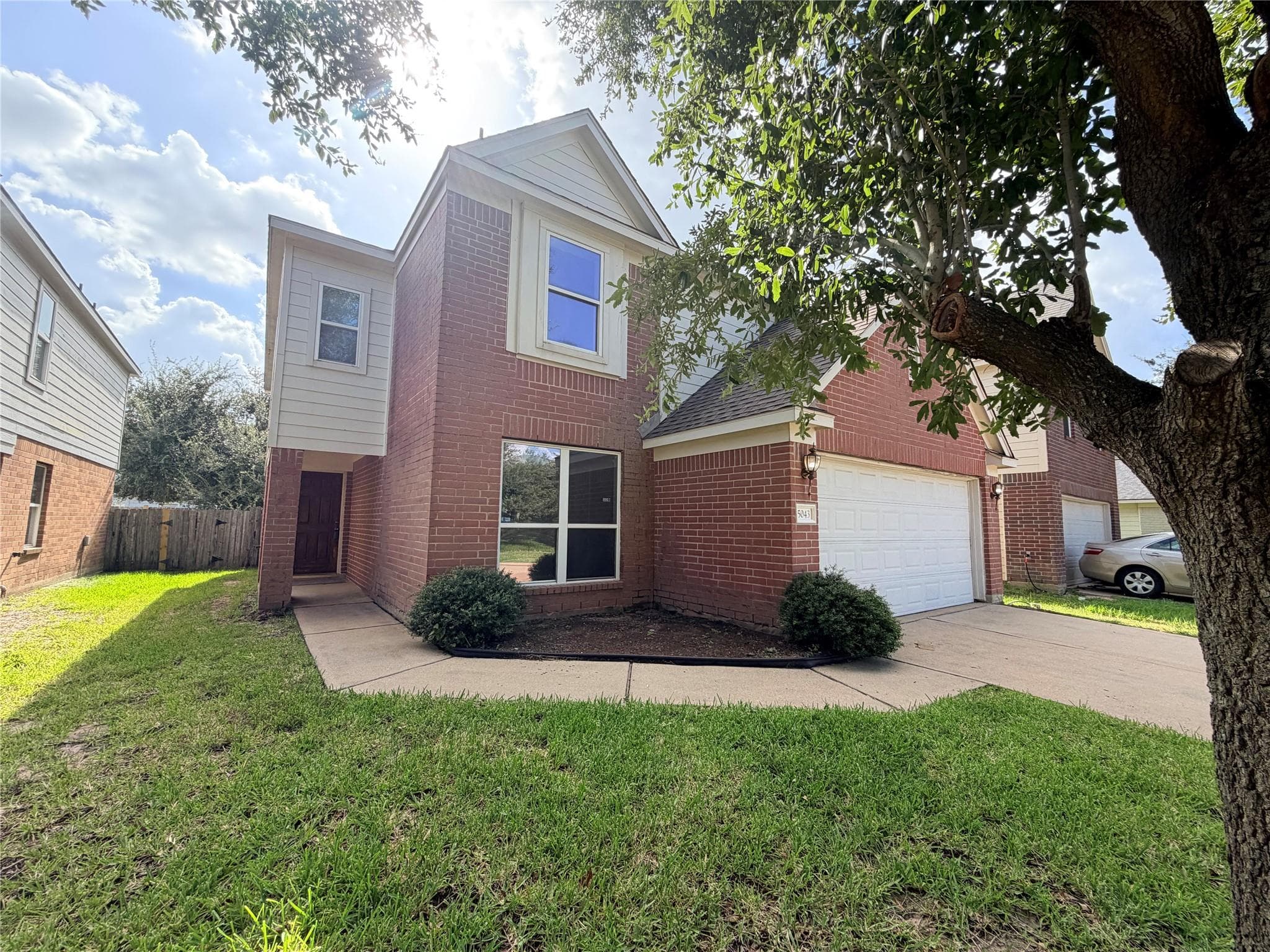 5043 Lamppost Hill Court