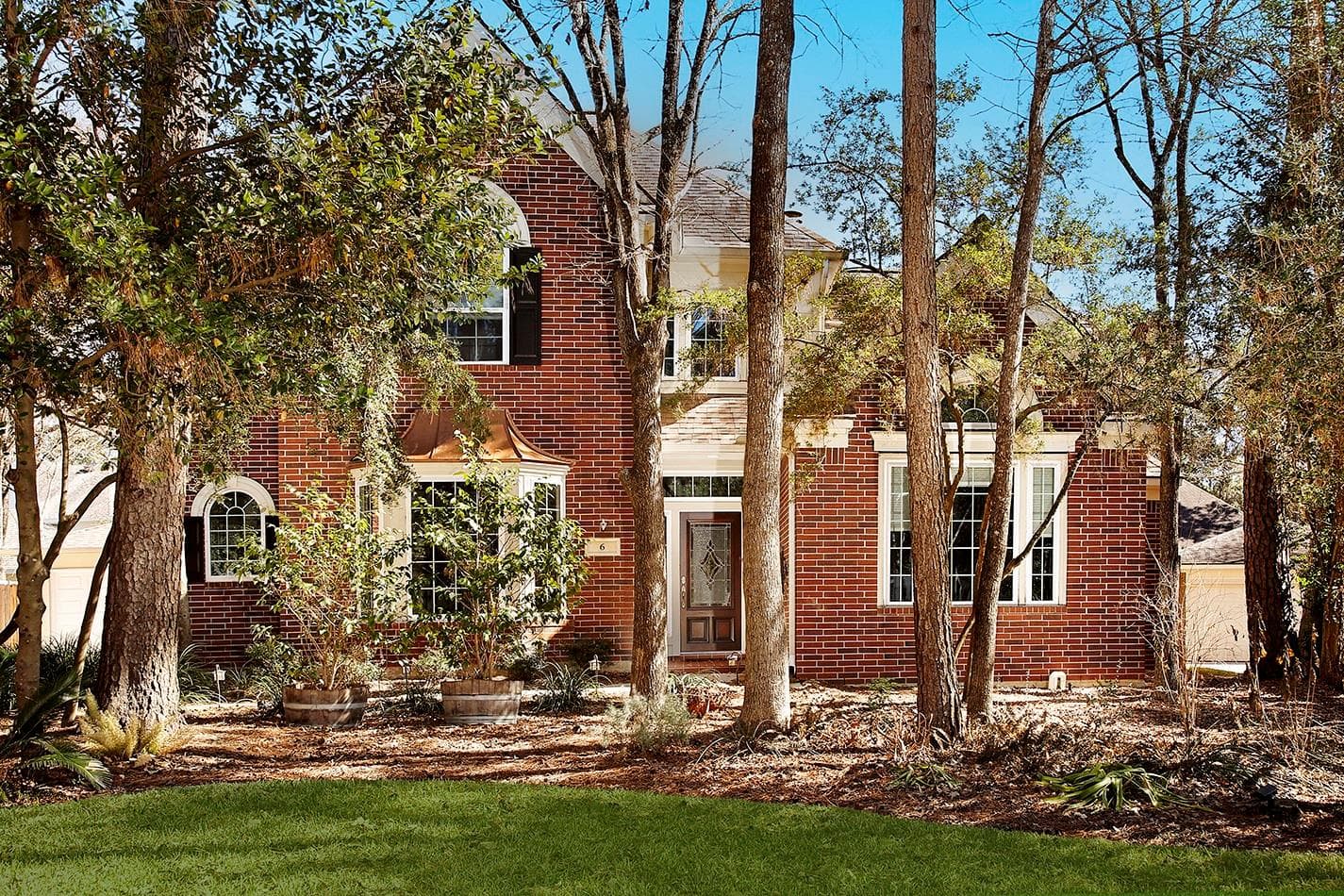 6 Thornbush Place